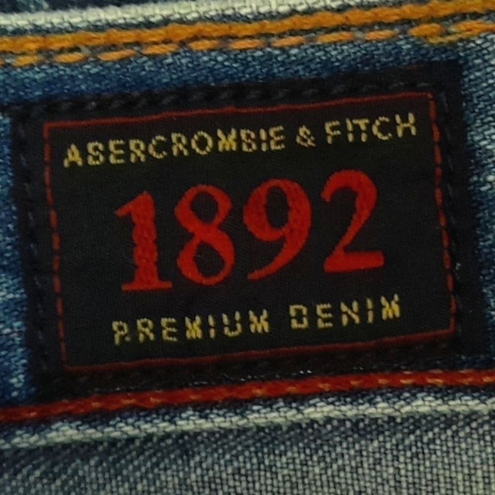 Abercrombie & Fitch Vintage Denim Shorts Distressed Raw Edges Button fly - Picture 4 of 14